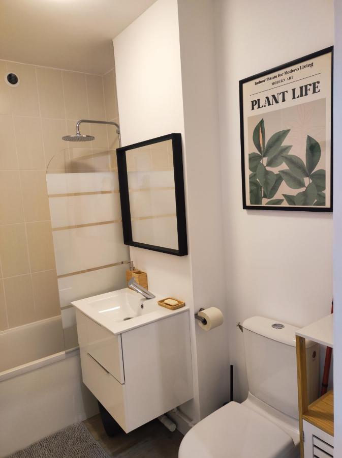 Lumineux Charming Appartement - Cozy Flat Le Chesnay  Luaran gambar